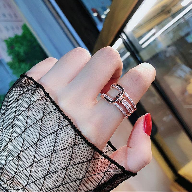 Trendy European & American Style Rhinestone Knotted Star Open Ring for Women Adjustable Open