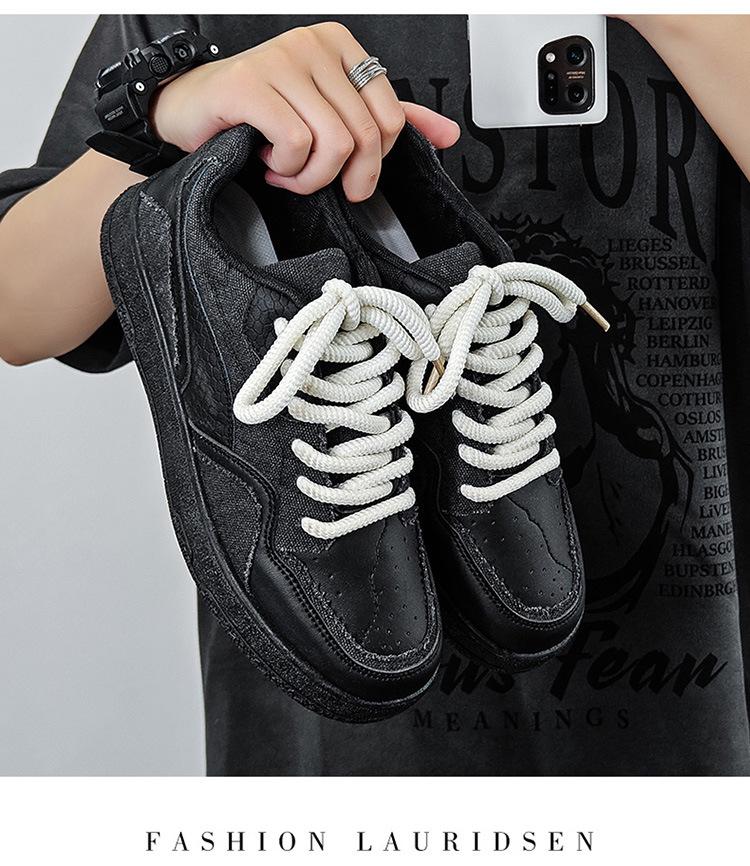 Men's Thick-Soled Black Low-Top Sneakers - Autumn Wear-Resistant, Soft-Soled, Versatile, Height-Boosting & Trendy Footwear for Students.