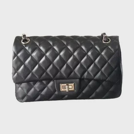 2023 Xiaoxiang Hand- und Schulter-Umhängetasche – Echtes Rindsleder mit Schaffell-Imitation, verschleißfest, goldene Schnalle, silberne Details.