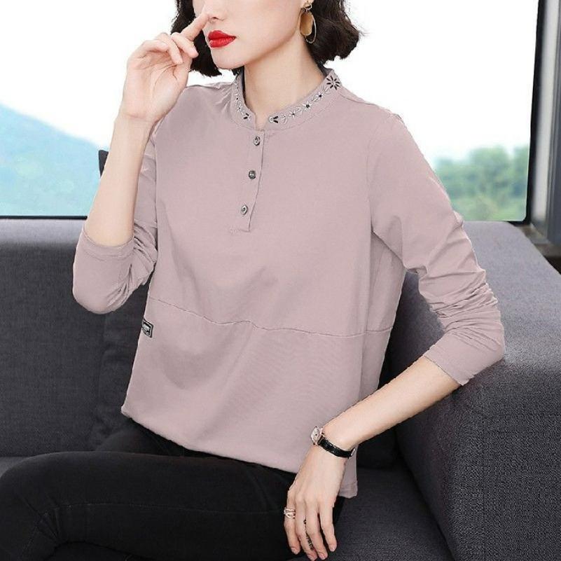 Spring and Autumn Long-sleeved T-shirt Women's All-match Round Neck Embroidered Mother Fashion Temperament Western Style Blouse Bottoming Shirt