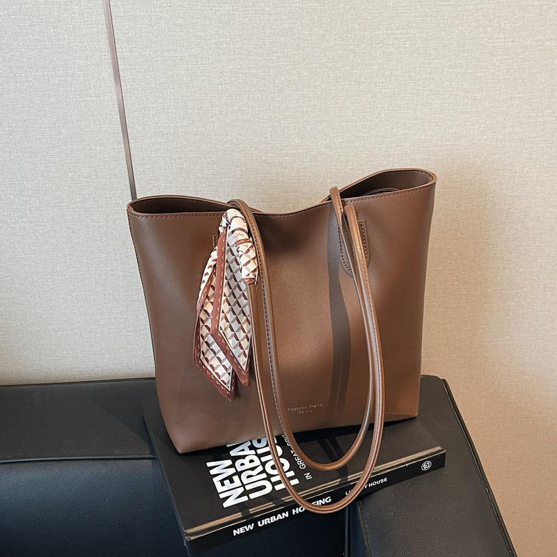 Premium Texture Retro Large-capacity Bag Women's New Commuter Shoulder Bag College Student Tote Bag