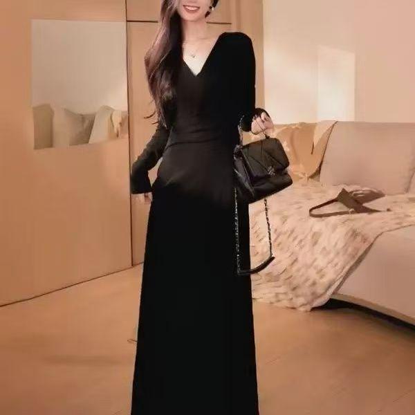 

Весна 2025 Высококачественное драпирующееся платье из французского трикотажа - Женский базовый слой S (recommended for 75-90 jin) чёрный