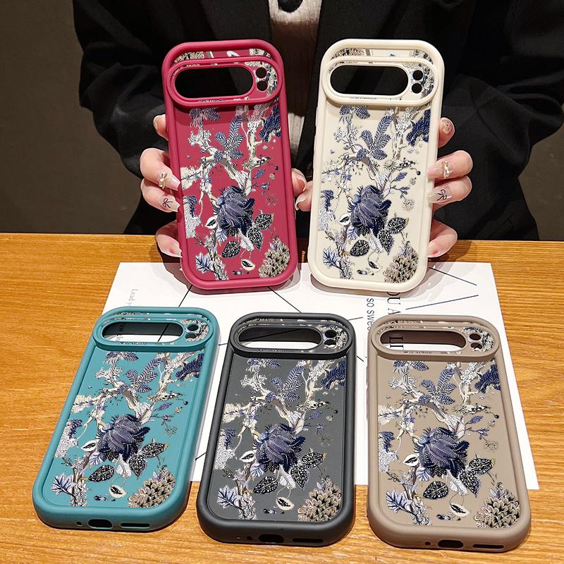 Luxury Retro Dark Floral Pattern Case For Google Pixel 10 Pro XL Pixel 9A 9 Pro 8 7 8A 7A Shockproof Bumper Soft Silicone Cover