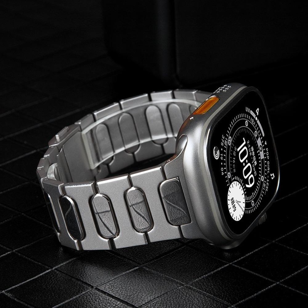 Titanium alloy Metal Band For Apple Watch Ultra 3 11 10 9 8 7 SE 6 Silicone Magnetic Bracelet Strap For iWatch 42mm 44 45mm 46mm 49m 42-49mm