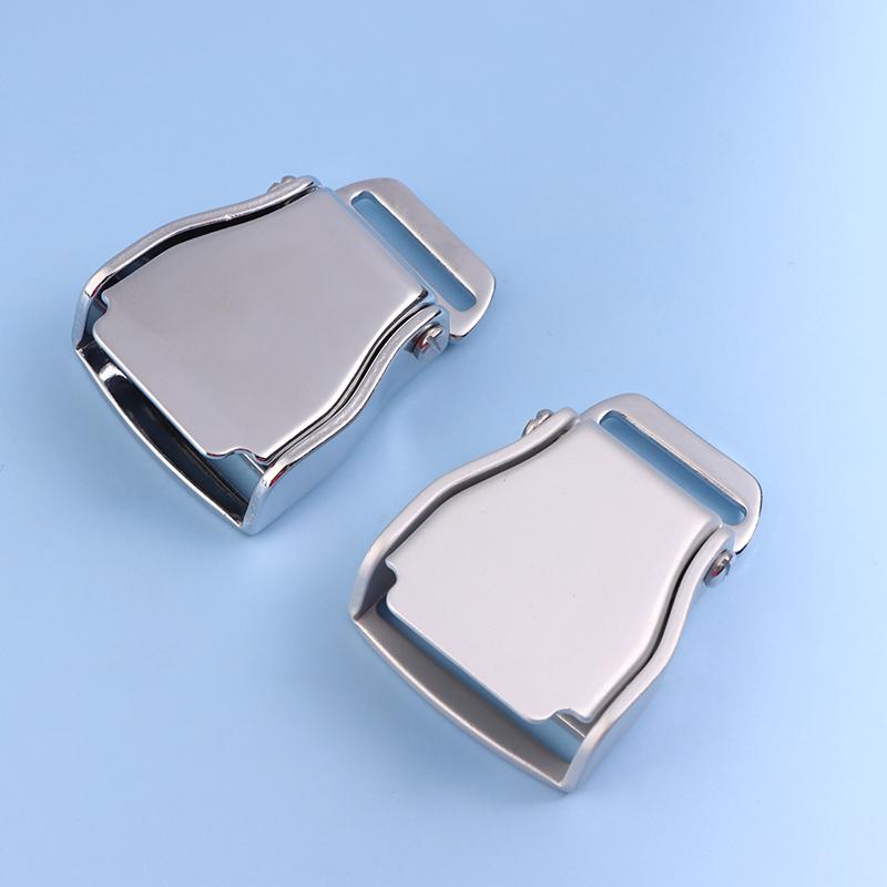 2Cm Metal Mini Detachable Aviation Airplane Safety Buckle Keychain Small Airline Plane Buckle Jewery Bag Belt Accessory