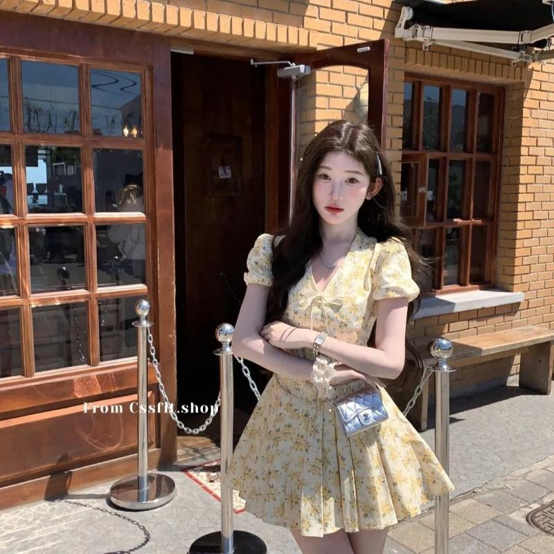 Women s Yellow Floral Mini Dress Sweet V-neck Puff Sleeve Tie Front A-line Casual Summer Dress M