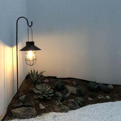 Trädgårdssollykta Hållbar IP65 vattentät med ljussensor Solhängande lampa Soldriven trädgårdslykta med krok Solhängande lampa