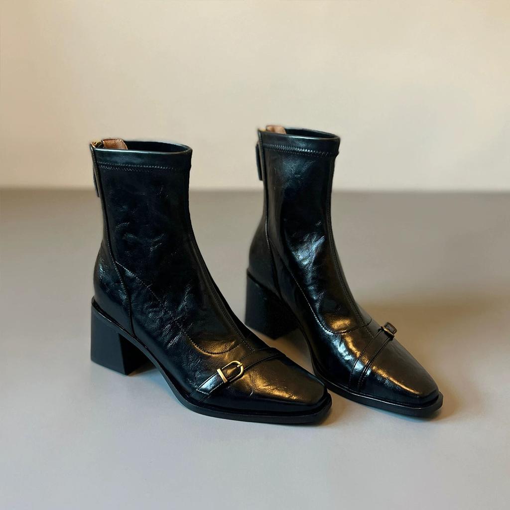 () sheepskin version~ autumn and winter retro belt buckle Martin boots women's high-heeled boots square head Chengdu thick heel short