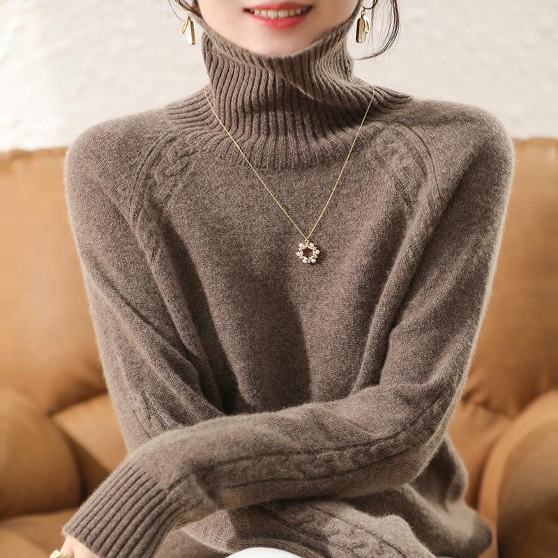 Women's High-Neck Wool Sweater: Autumn/Winter Knitwear, Loose Long Sleeve, Slimming Cashmere Base Layer
