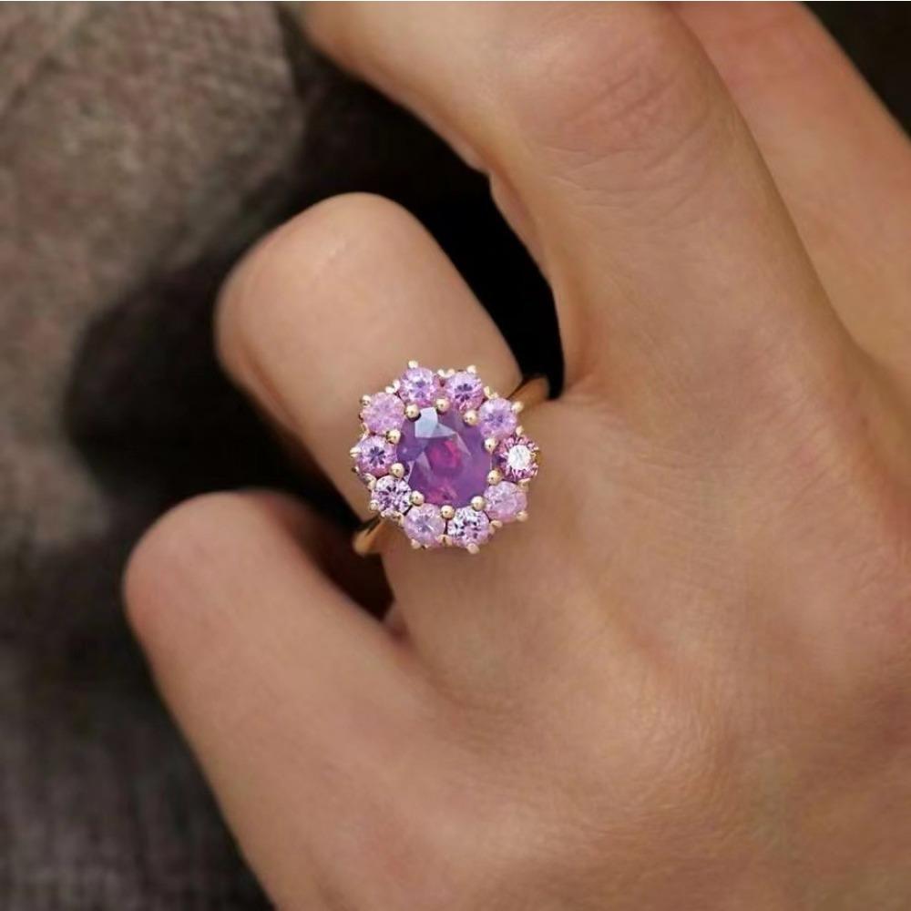 Luxury Fashion European Beautiful Women's Ring, Gold-plated Inlaid Colored Treasure Diamond Hand Jewelry New Product