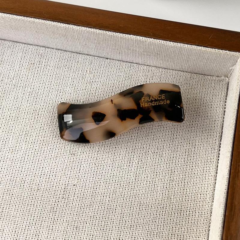 Retro Simple Wavy Acetate Shape Hair Clips Woman Girls Sweet Exquisite HairPins Colorful Barrettes Fashion Hair Accessories New