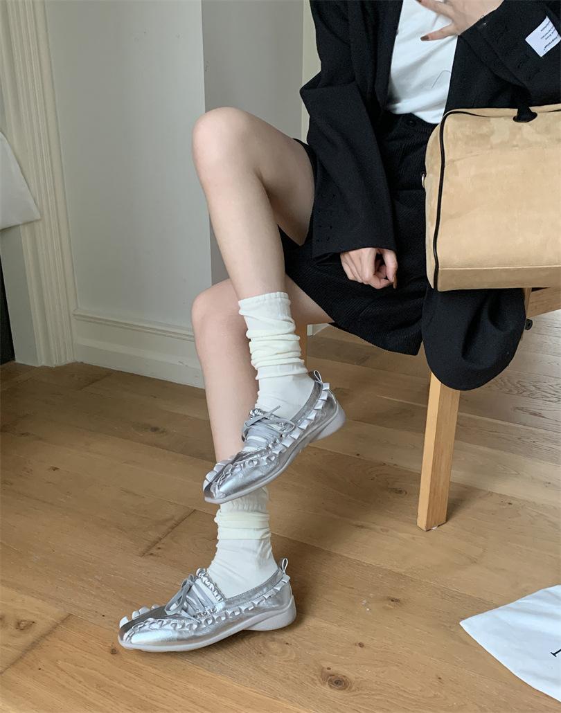 

2025 балетки Мэри повседневный ветер пустоши легкий зарубежный стиль новые китайские большого размера на шнуровке женские парусиновые туфли 39 серебряный