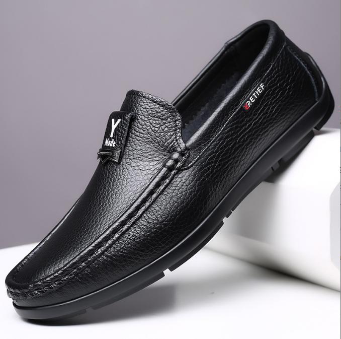 

New Fashion Men Casual Leather Shoes Luxury Italian Soft Men Loafers Handmade Moccasins Men Breathable Slip on Boat Shoes 38 чёрный