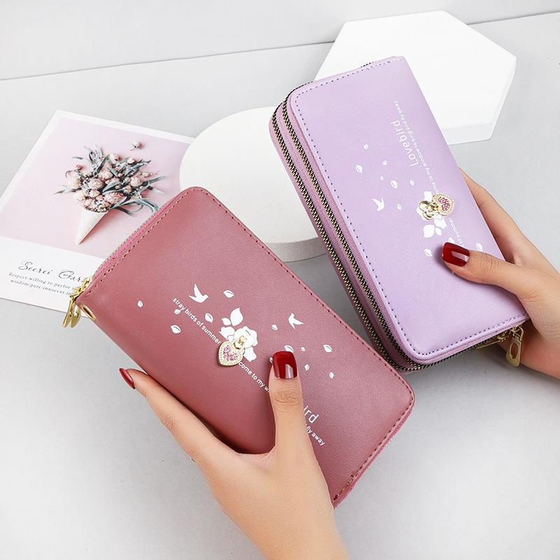 Long Wallet for Women, Large Capacity Student Phone Bag, Heart-shaped Printed Wrist Strap Handbag