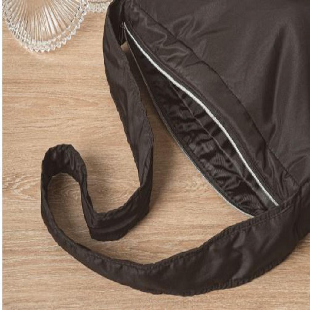 Daiso Modern Padded Crossbody Bag - Black