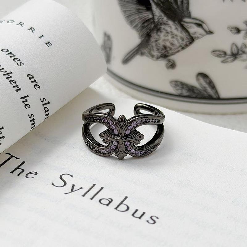 "Dark Butterfly Light" Retro Neutral Enamel Dark Butterfly Open Ring For Women Wearing Personalized Punk Index Finger Ring