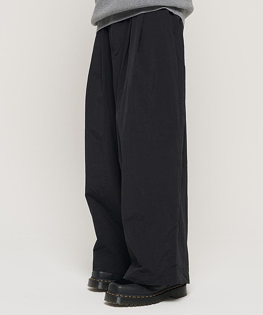CARGOBROS Wide Nylon Belted Elastic Pants (Black)