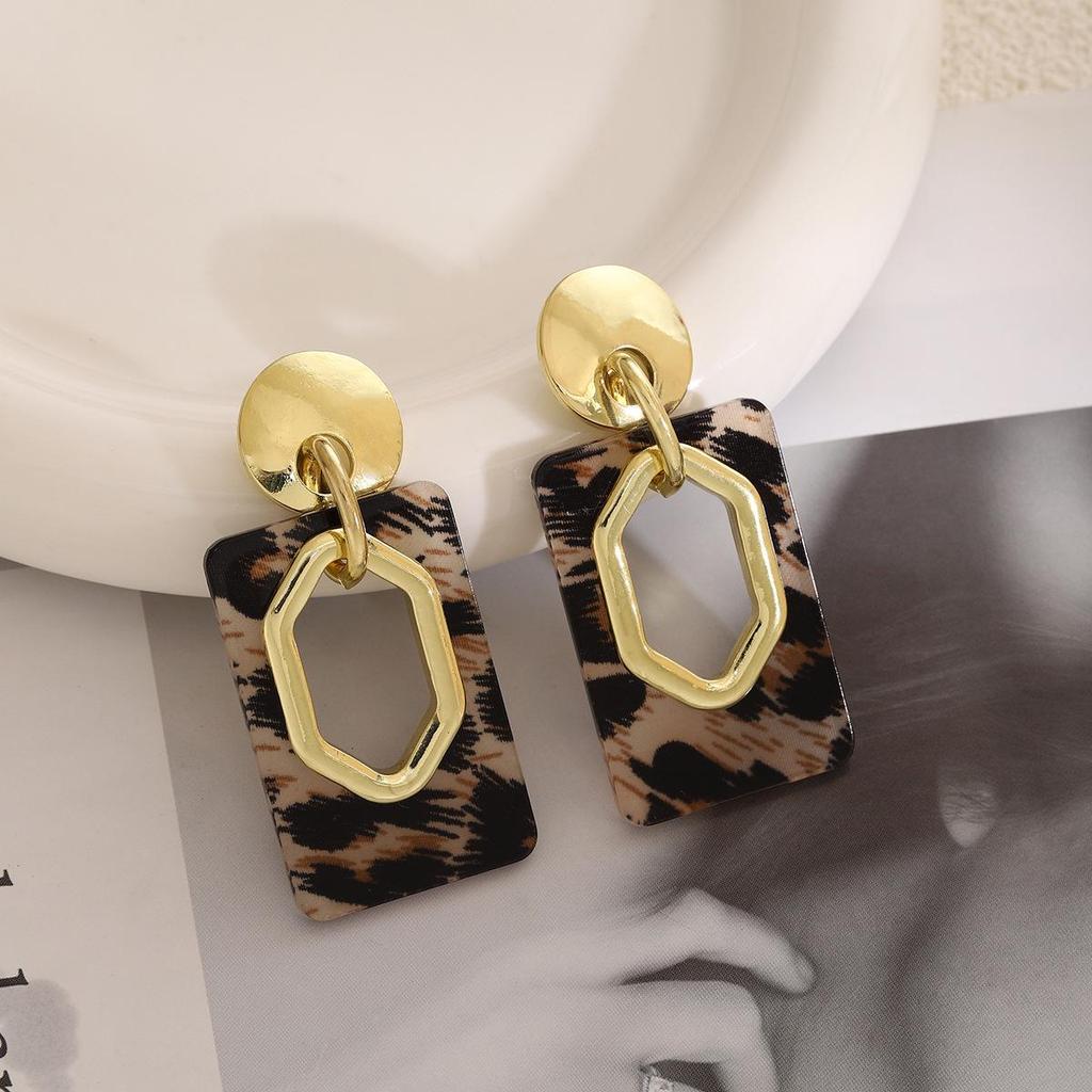 Silver Needle Geometric Leopard Print Earrings - Trendy Retro Studs for Women