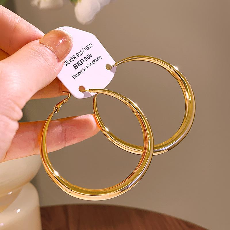 2025 Gold Large Hoop Earrings: Luxury Niche Design Studs for Women, Ideal for Round Faces