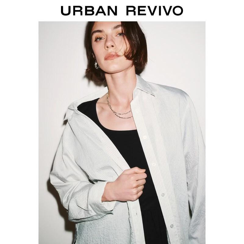 

UR2026 Women s Fine Striped Button-Front Shirt L