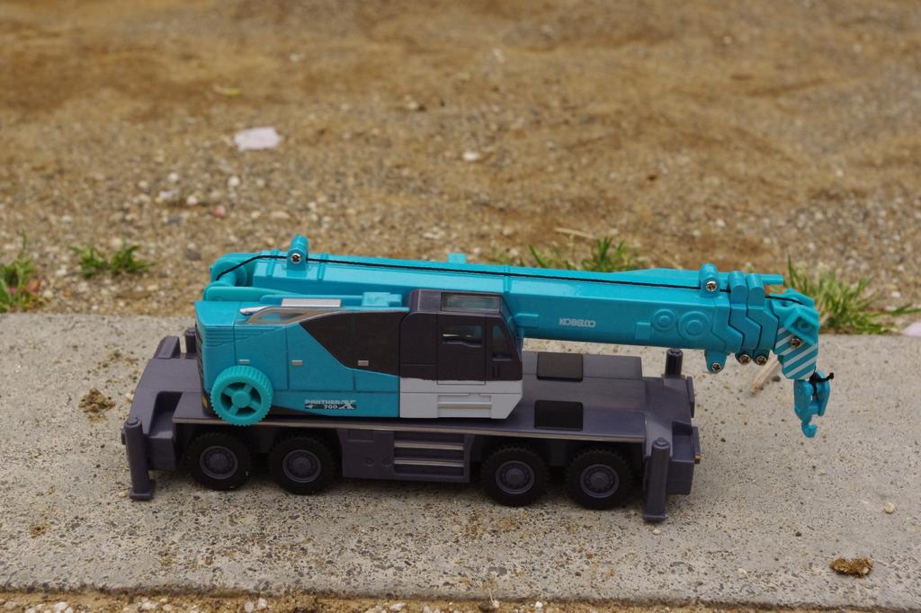 Diapet scale Kobelco Panther X700 DK-6114 1/64