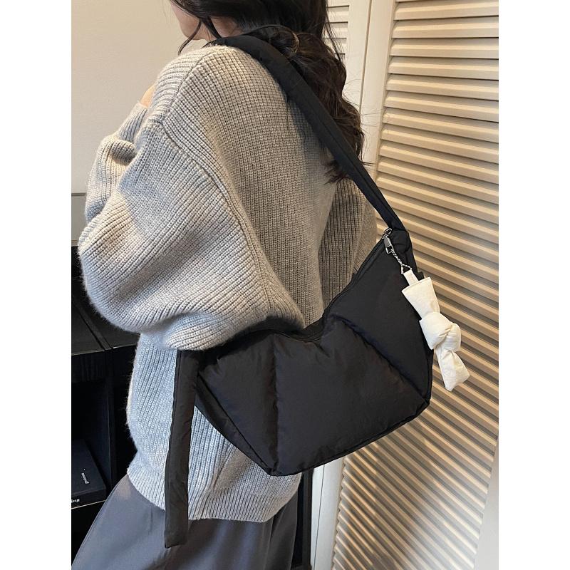 Autumn and Winter Large-capacity Commuter Brown Dumpling Bag for women2026New Zipper Single-Shoulder Crossbody Cott Puffer Bag