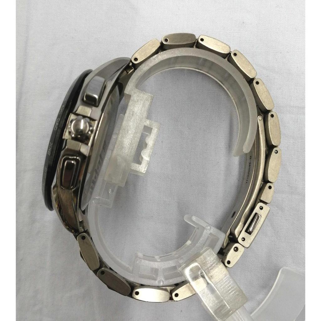 Used SEIKO quartz watch wristwatch