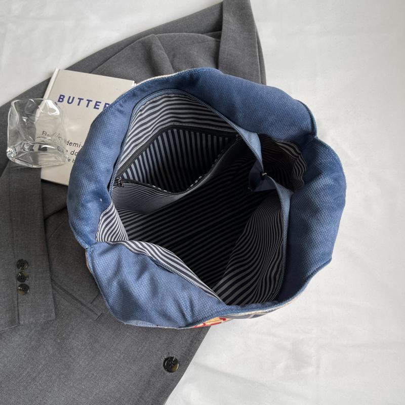 Fashionable Large Capacity Tote Bag Fashion Commuting To Work Bucket Bag