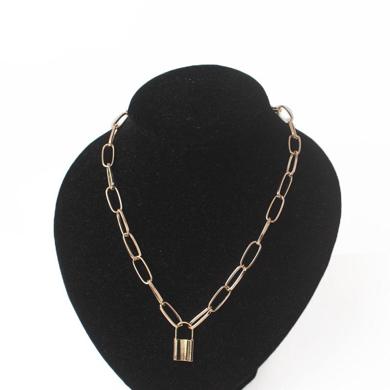 New Star Pendants Collar Necklaces for Women Bohemian Elegant Sunflower Necklaces Imitation Pearl Fahion Lock Necklaces