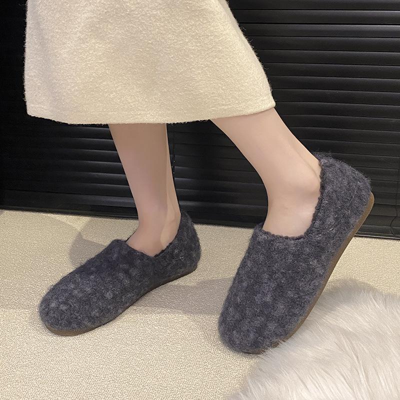 Comfortable and Versatile Mao Mao Shoes Women's New Small Flat-bottomed Versatile Cotton Shoes In Autumn and Winter 2025