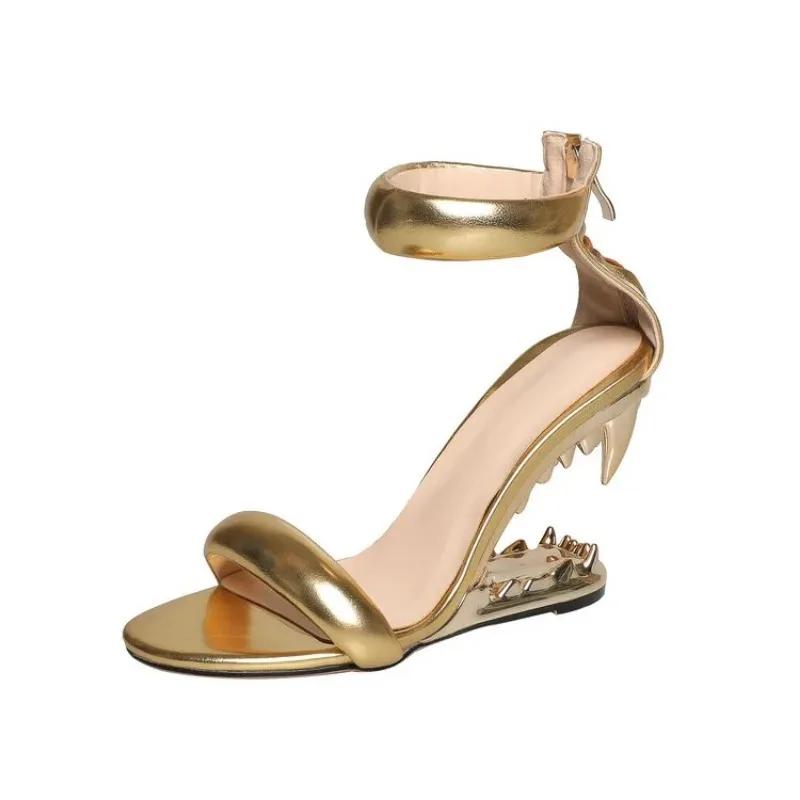Fashion Brand Gold Strange Tiger Teeth Slope Heel Sandals  New Women's Back Zipper Simple Dress Banquet Designer Women Shoes Size 34-44