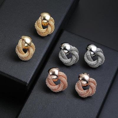 Retro Hong Kong Style Earrings 2024 New Exaggerated Large Earrings High-end Metal Earrings