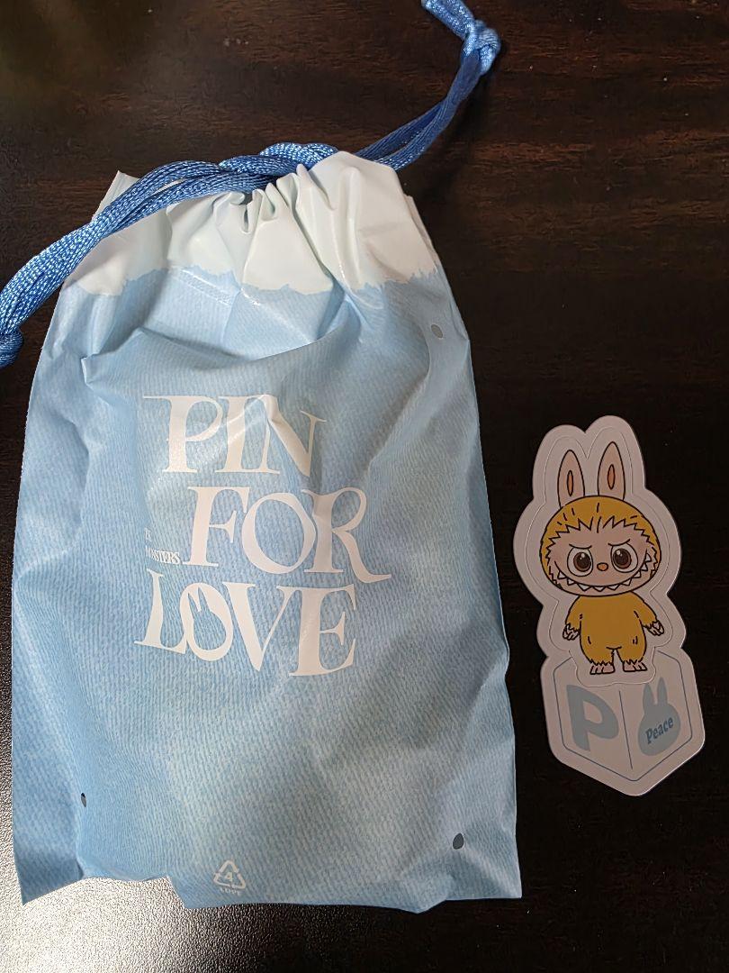 

[USED] POPMART THE MONSTER PIN FOR LOVE Initial P