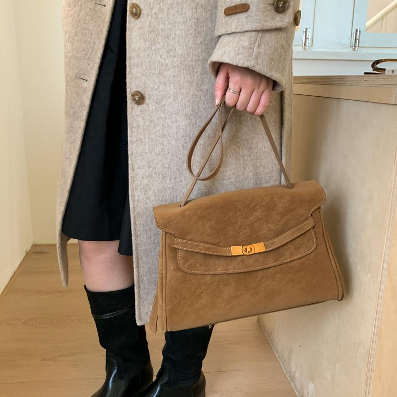 Vintage Matte Bag 2025 New High-end Commuter Women's Shoulder Messenger Bag Large-capacity Work Tote Bag