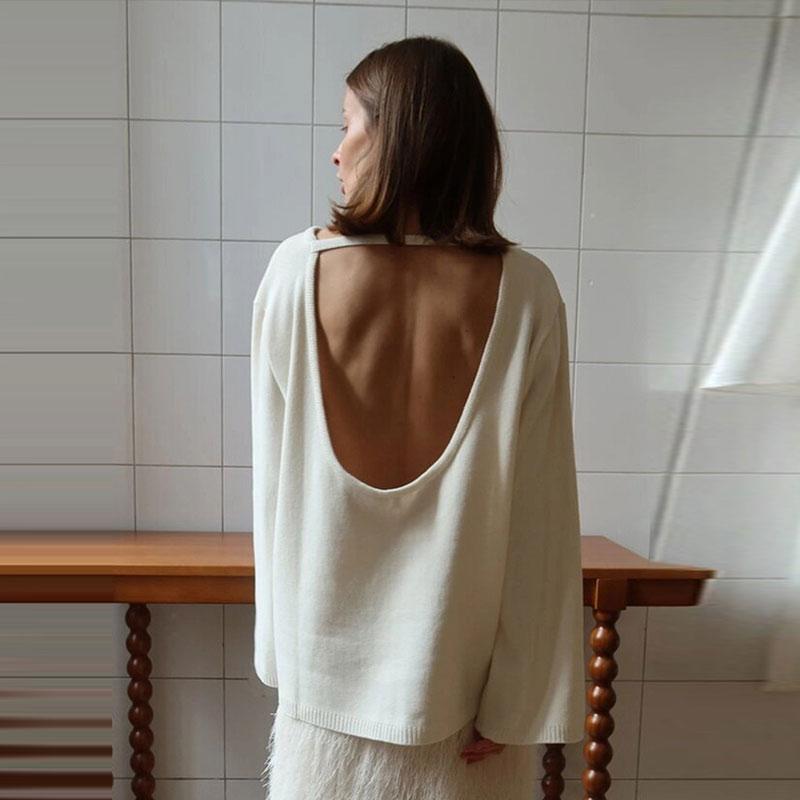 

Хлопковый пуловер оверсайз свитер женский сексуальный свитер с открытой спиной свободного кроя вязаный свитер с круглым вырезом рукав-клеш однотонный пуловер осень/зима 2025 M слоновая кость