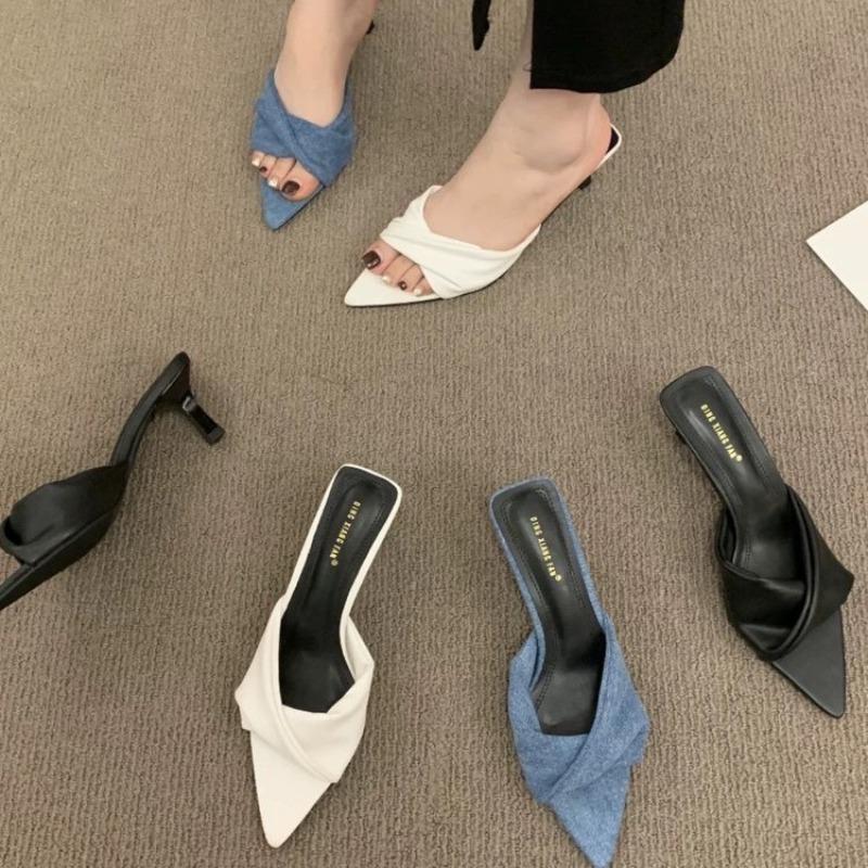 Fashion New Summer Fashion Low Thin Heels Women Slippers Gladiator Sandals Cozy Patent Leather Pointed Toe Slip-On Slides Shoes Mules