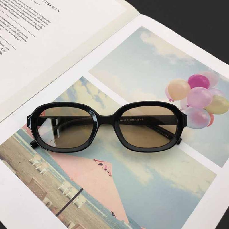 New Retro Small Frame Sunglasses Women'S Brand Designer Oval Sun Glasses Women Vintage Tea Colour Eyewear Uv400