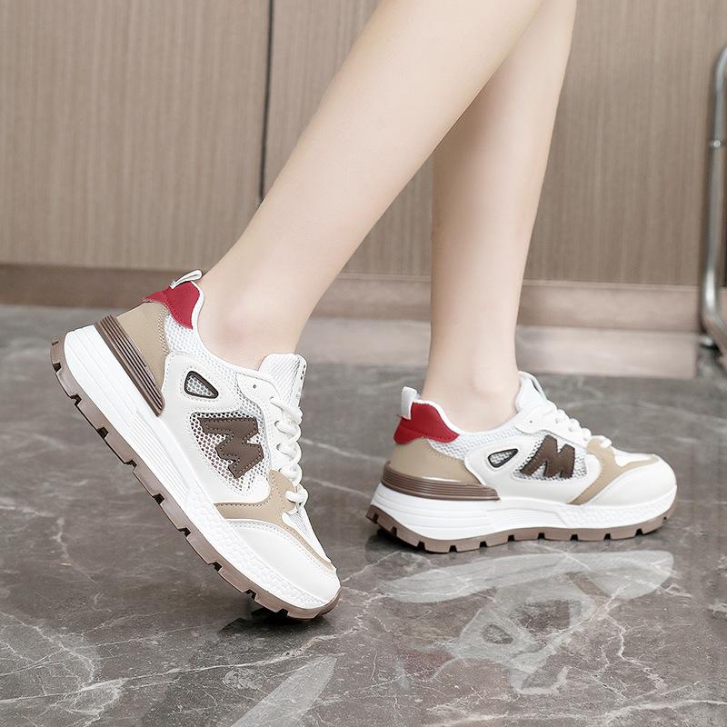 Kt2630 Новые белые туфли женские летние дышащие сетчатые туфли с приподнятым дном женские — фото 4