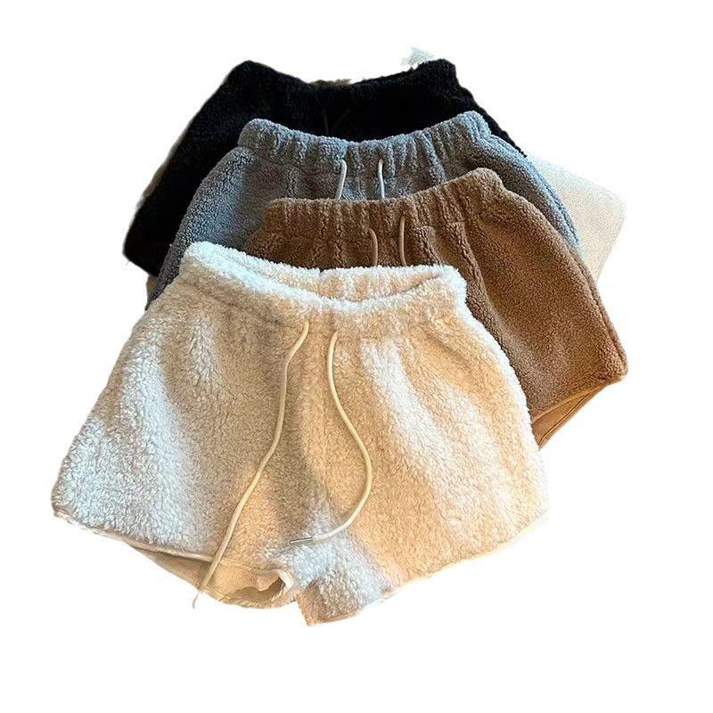 Plüsch-Shorts mit hoher Taille und weitem Bein für Damen Winter 2025