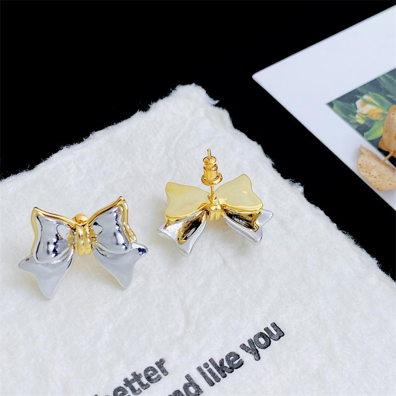 Silver Color Bowknot Stud Earrings for Female Elegant Wedding Part Ear Decoration Metal Knots Women's Unusual Earrings 2026 New