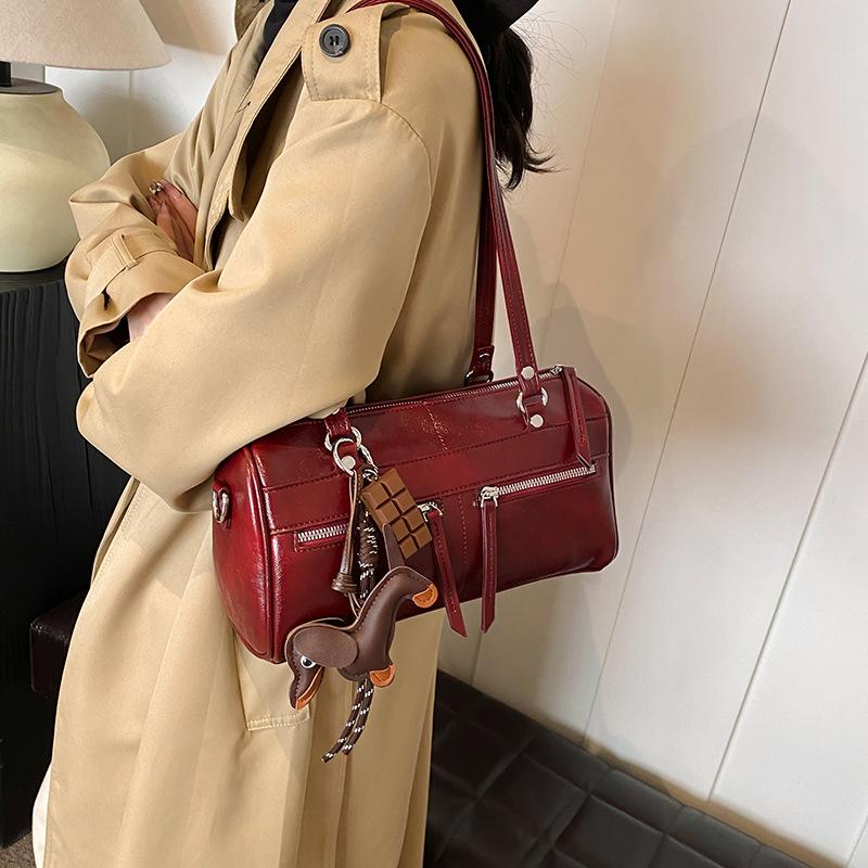Retro Large-Capacity Bags, Women'S Single Shoulder Armpit Bags, Simple Foreign Commuter Pillow Bags