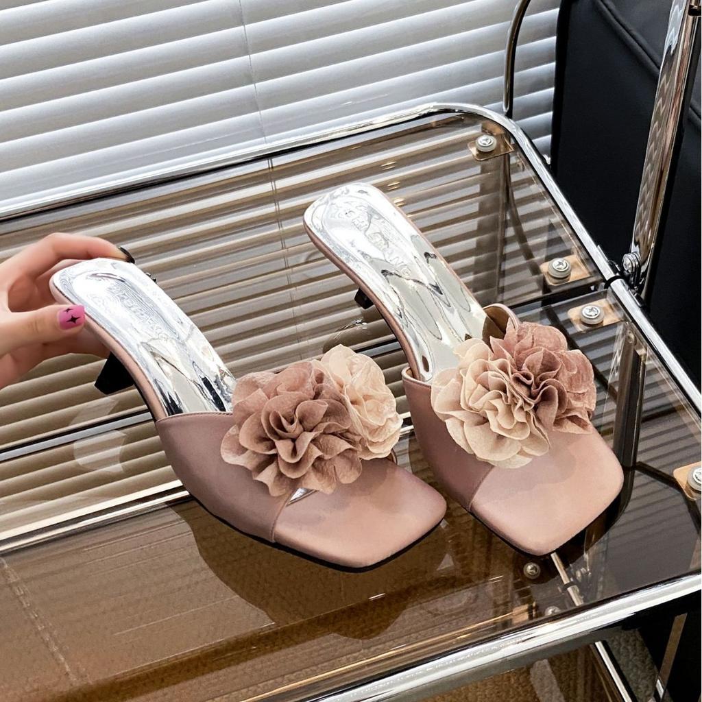 2025 new summer fashion sandals sandals French high heel flower slippers women's shoes summer wear