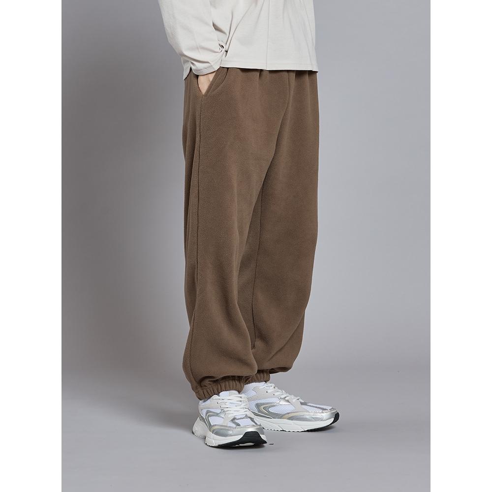 

Daiso Флисовые брюки-джоггеры L Хаки