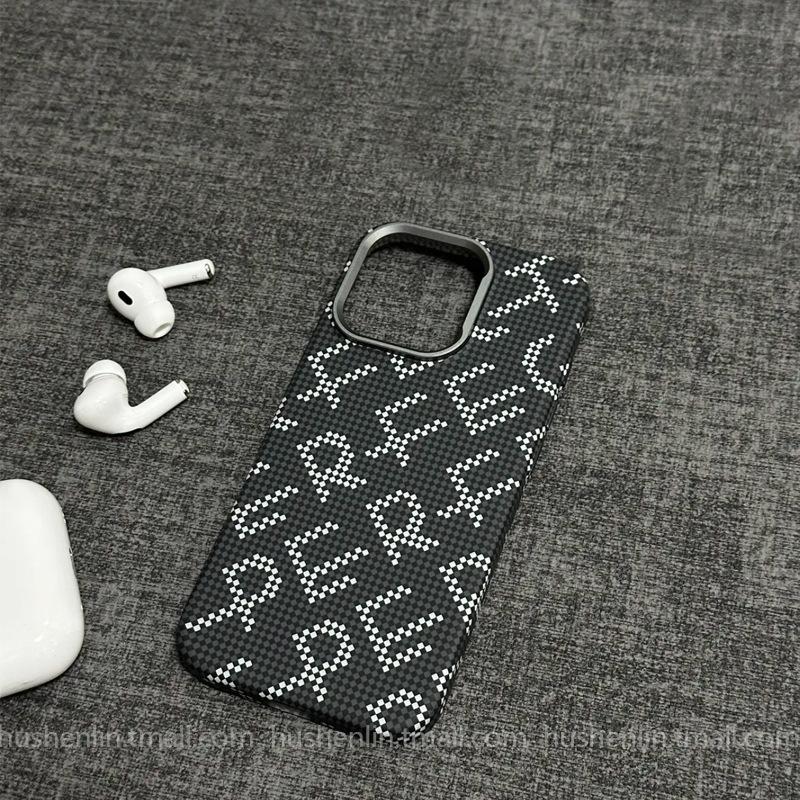 Applicable iPhone17 Kevlar Carbon Fiber Magnetic Mobile Phone Case Apple 16 Retro Pattern Luminous PC Case iPhone 17