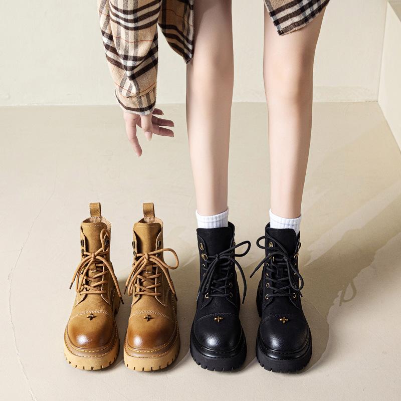 Leather platform Martin boots women's new British style cowhide 2025 spring and autumn single boots locomotive versatile velvet women's short boots