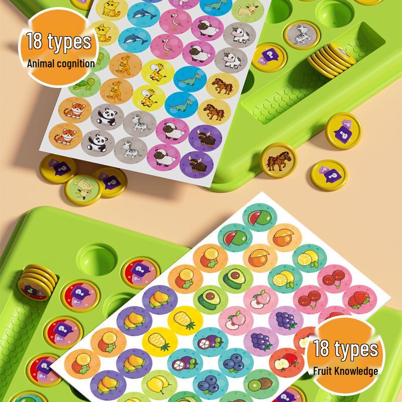 Dětská vzdělávací hra pro dva hráče Memory Flip-Over Šachy pro interakci rodič-dítě