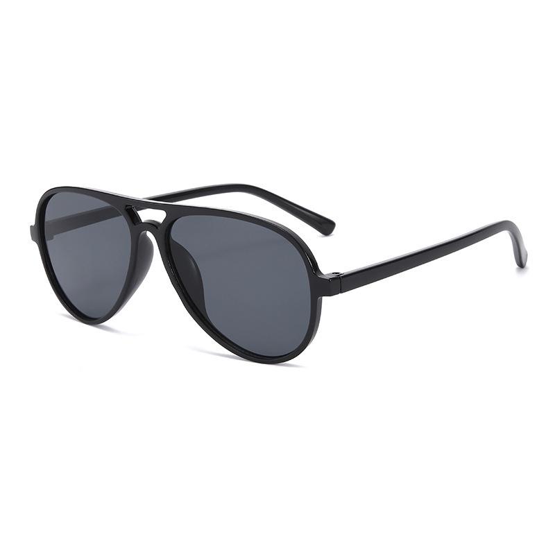 New Oversized Frame Sunglasses for Men Women Vintage Sport Eyewear UV400 Protection Classic Shades
