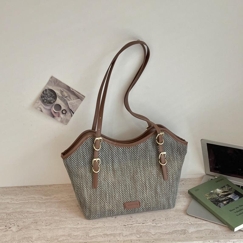 Polka Dot Large Capacity Women's Tote - Stylish Niche Design Shoulder & Underarm Bag