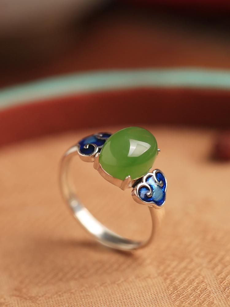 Women s Chinese-Style Green Jade Egg Surface Sterling Silver Ruyi Ring