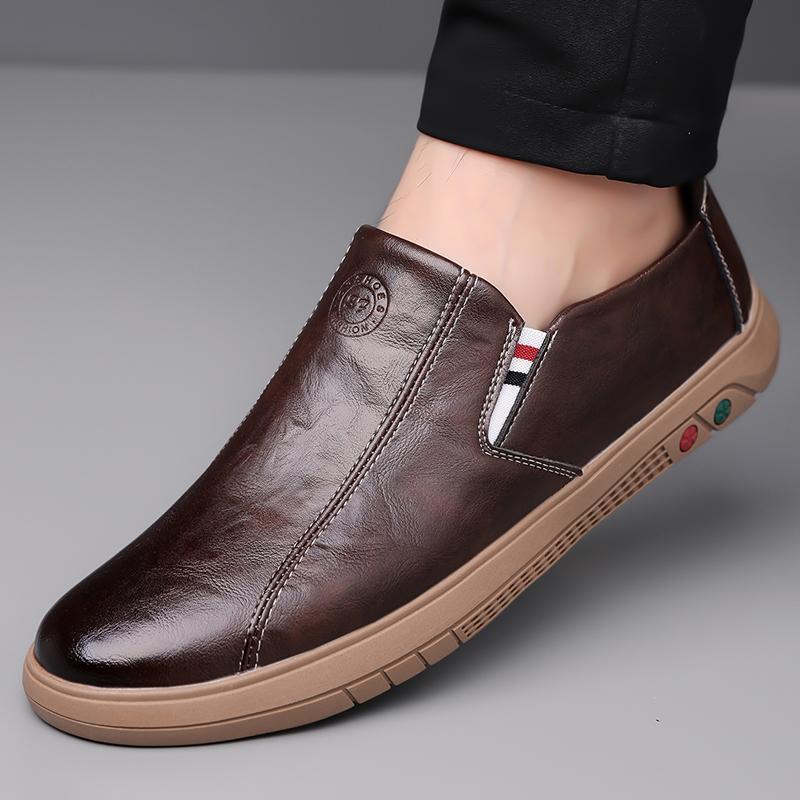 Men's Brand High Quality Round Headed Slip on Leather Shoes Flat Bottomed Handmade Soft Comfortable Fashionable Leisure Loafers